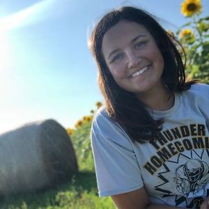 Meet your Posher, Samantha